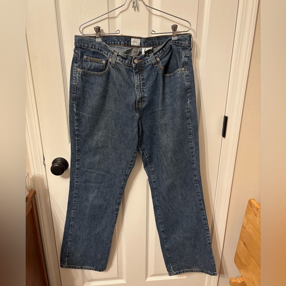 Calvin Klein Jeans Women’s Size 14 Classic Straight Leg Blue Denim 100% Cotton - Picture 2 of 12